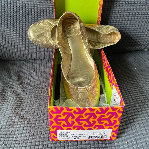 Tory Burch Pale Gold Flats - Picture 2 of 3